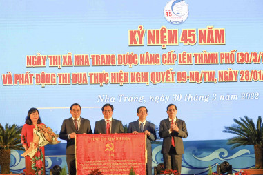 Thành phố Nha Trang - 45 năm xây dựng và phát triển