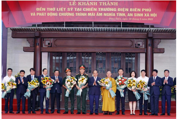 Sovico và HDBank trao tặng kinh phí xây dựng 100 căn nhà tình nghĩa cho tỉnh Điện Biên