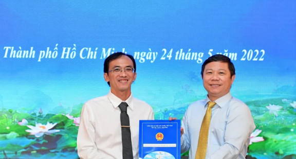 Nhà báo Nguyễn Quốc Bình giữ chức vụ Phó Giám đốc Đài Tiếng nói Nhân dân TP.Hồ Chí Minh