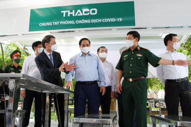 THACO trao tặng 126 xe chuyên dụng vận chuyển vắc xin và phục vụ tiêm chủng lưu động
