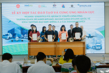 Hợp tác đào tạo và cung ứng nhân lực cho các doanh nghiệp logistics Việt Nam