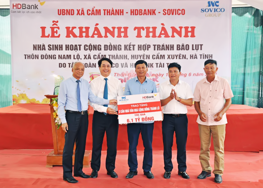 HDBank tặng nhà cộng đồng tránh lũ cho Hà Tĩnh 