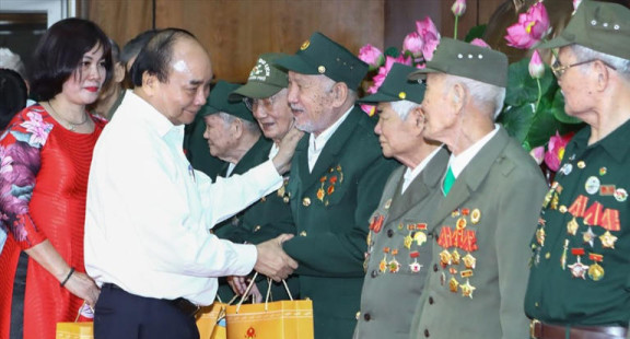 Quyết định của Chủ tịch nước về tặng quà dịp 75 năm Thương binh - Liệt sĩ