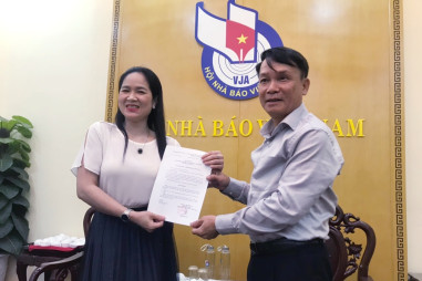 Nhà báo Vũ Thị Hà làm Phó Trưởng ban phụ trách Ban Công tác hội