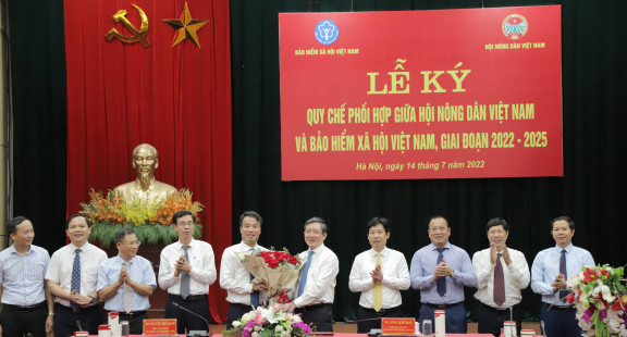 BHXH Việt Nam và Hội Nông dân Việt Nam ký kết hợp tác giai đoạn 2022-2025