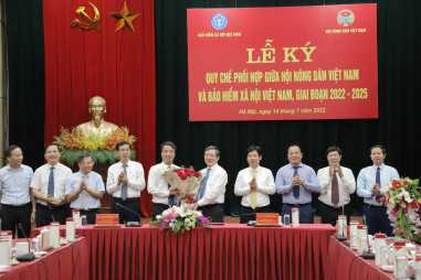 BHXH Việt Nam và Hội Nông dân Việt Nam ký kết hợp tác giai đoạn 2022-2025