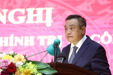 Ông Trần Sỹ Thanh được giới thiệu để HĐND bầu giữ chức vụ Chủ tịch UBND TP.Hà Nội