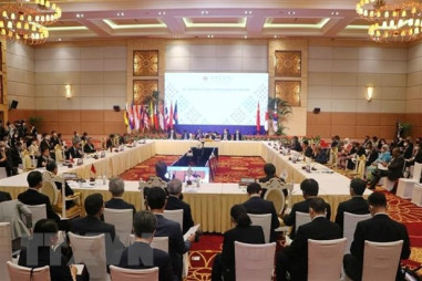 ASEAN và các đối tác trách nhiệm trong hợp tác, kiên trì với hòa bình