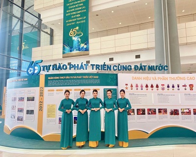 BIDV tiếp tục vào Top 50 công ty niêm yết tốt nhất Việt Nam