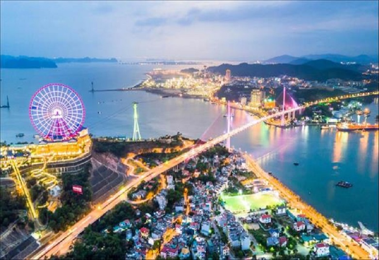 Hạ Long: Tâm điểm du lịch miền Bắc mùa hè 2022