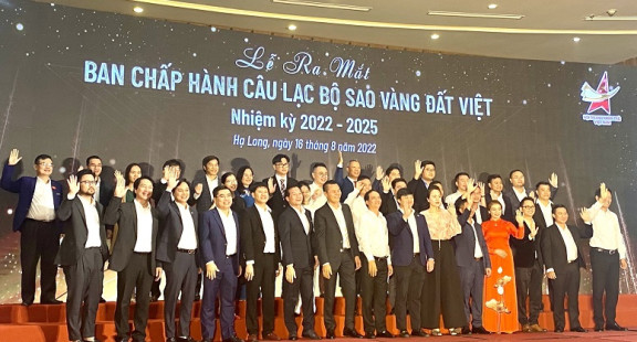 Ra mắt BCH Câu lạc bộ doanh nhân Sao Vàng đất Việt nhiệm kỳ 2022-2025