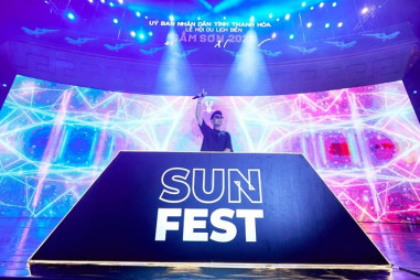 Đêm cuối chuỗi sự kiện Sun Fest Sầm Sơn “thôi miên” khán giả bằng âm nhạc EDM sôi động