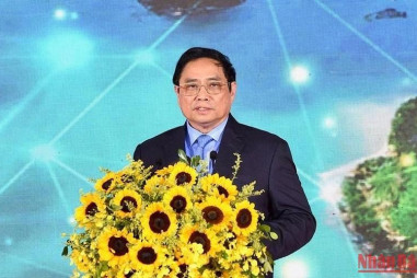 Thủ tướng Phạm Minh Chính dự lễ thông xe tuyến cao tốc Vân Đồn - Móng Cái