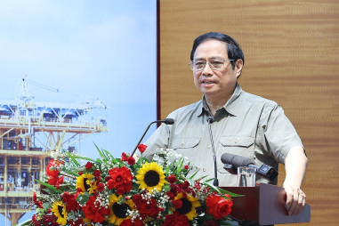 Thủ tướng Phạm Minh Chính: Tập đoàn Dầu khí không được để thiếu năng lượng cho xây dựng, bảo vệ Tổ quốc