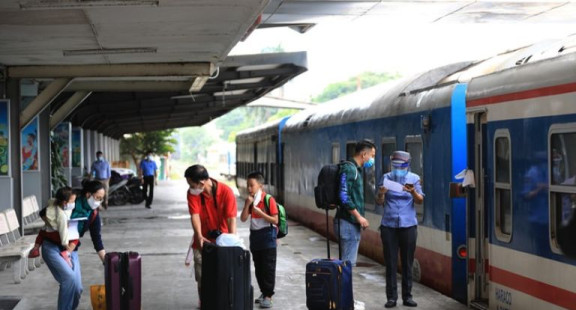 Đường sắt tổ chức chạy tàu khách hàng ngày tuyến Hà Nội – Lào Cai