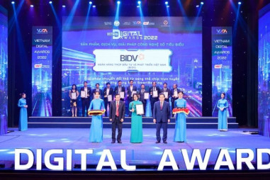 BIDV xuất sắc nhận giải thưởng Chuyển đổi số Việt Nam 2022