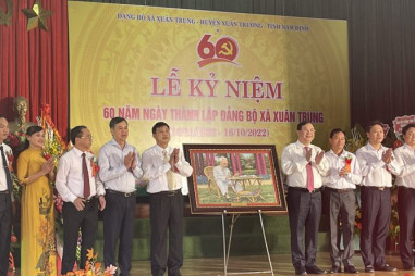 Đảng bộ xã Xuân Trung (Xuân Trường, Nam Định) kỷ niệm 60 năm thành lập
