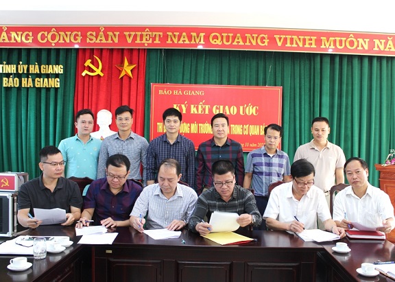 Báo Hà Giang ký cam kết xây dựng môi trường văn hoá trong cơ quan báo chí