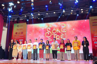 Giải thưởng Báo chí Sóng trẻ, ngày hội của sinh viên Khoa Phát thanh - Truyền hình