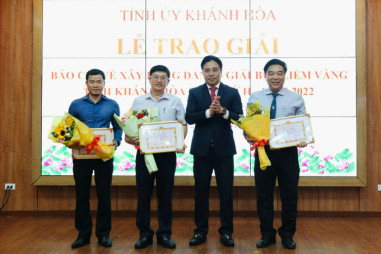 Tổng kết Giải Búa liềm vàng về Xây dựng Đảng tỉnh Khánh Hòa 2022