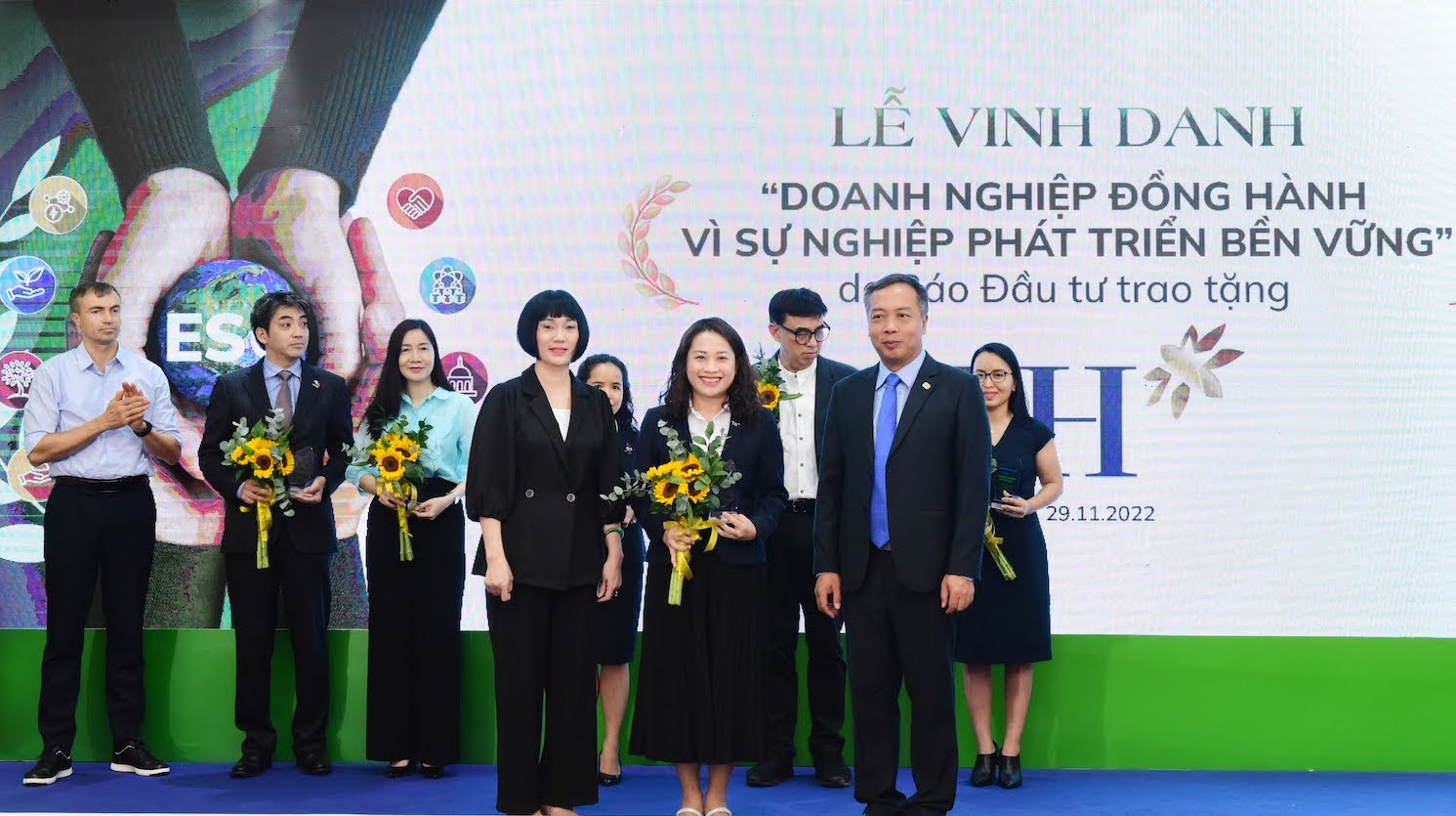 TH được vinh danh “Doanh nghiệp đồng hành vì sự nghiệp phát triển bền vững”