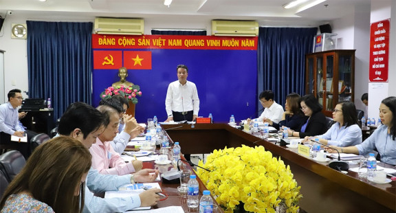 Tổng Giám đốc Nguyễn Thế Mạnh làm việc với BHXH 3 tỉnh, thành vùng Đông Nam Bộ