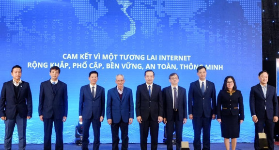 25 năm Internet Việt Nam: Thay đổi và phát triển hạ tầng công nghệ viễn thông