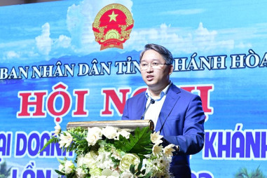 Khánh Hòa đối thoại với doanh nghiệp, tạo môi trường đầu tư bền vững