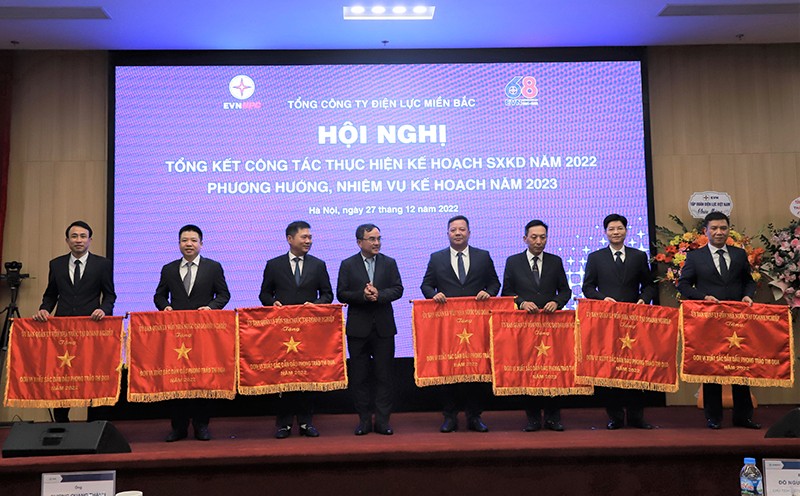 Năm 2023 EVNNPC tiếp tục phấn đấu phát triển bền vững và hiệu quả