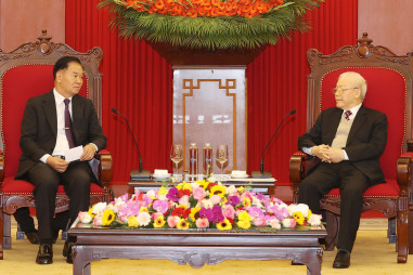 Tổng Bí thư Nguyễn Phú Trọng tiếp Đoàn đại biểu cấp cao Văn phòng Trung ương Đảng Nhân dân Cách mạng Lào