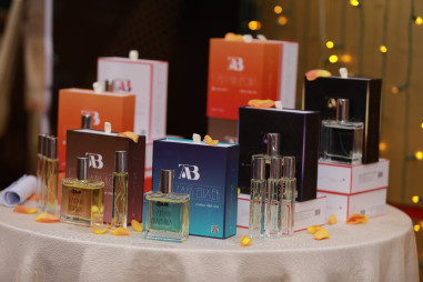 Ra mắt thương hiệu nước hoa T-AB Paris và bộ sưu tập nước hoa độc quyền từ thiên nhiên