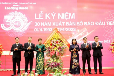 Báo Lao động Thủ đô kỷ niệm 30 năm ngày ra số báo đầu tiên
