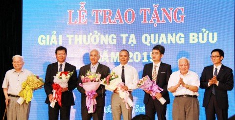 3 nhà khoa học đoạt giải Tạ Quang Bửu 2016