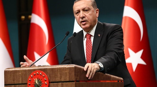 Ông Erdogan tiết lộ về người đầu tiên báo tin đảo chính