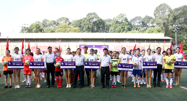 Khai mạc giải bóng đá nữ futsal Hội Nhà báo TPHCM