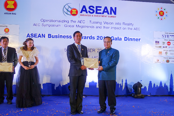 Yến sào Khánh Hòa được vinh danh tại ASEAN Business Awards 2016