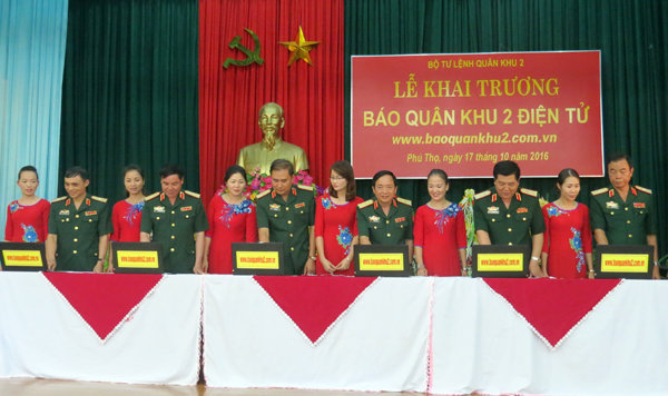 Khai trương Báo Quân khu 2 điện tử