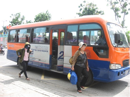 Đà Nẵng: Hỗ trợ người dân đi xe buýt miễn phí 30 ngày