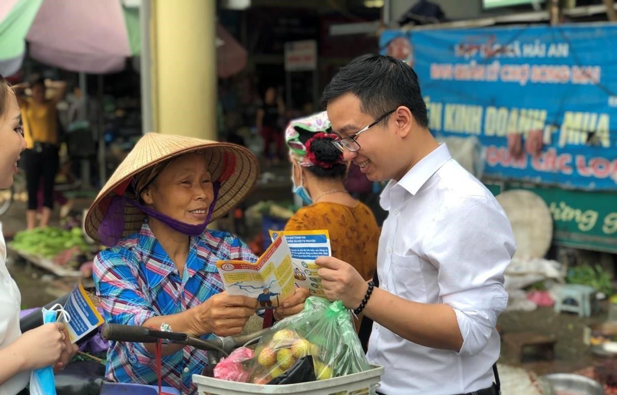 Độ bao phủ BHXH tự nguyện với lao động phi chính thức còn thấp