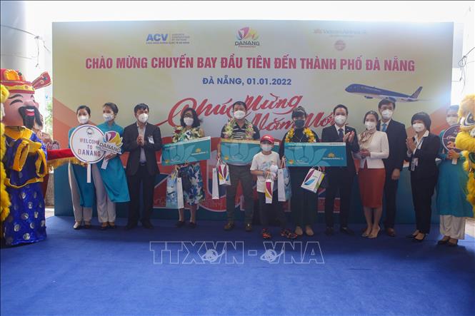 Đà Nẵng đón chuyến bay đầu tiên "xông đất" đầu năm mới 2022