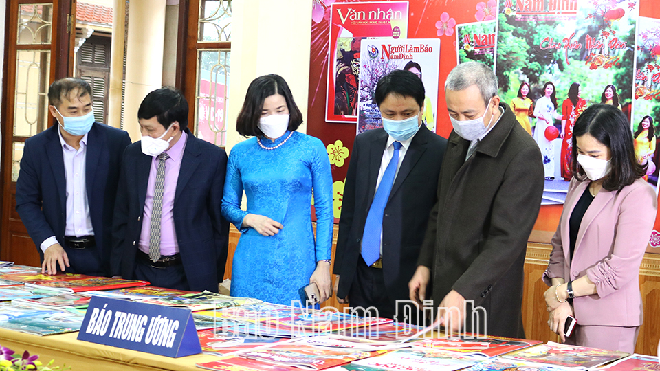 Nam Định: Gần 500 ấn phẩm trưng bày tại Hội báo Xuân Nhâm Dần