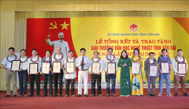 Yên Bái: Trao tặng giải thưởng Văn học nghệ thuật cho 52 tác giả, nhóm tác giả