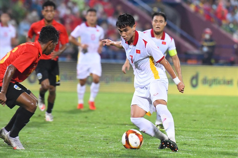 U23 Việt Nam tiến vào bán kết SEA Games 31 với ngôi nhất bảng A