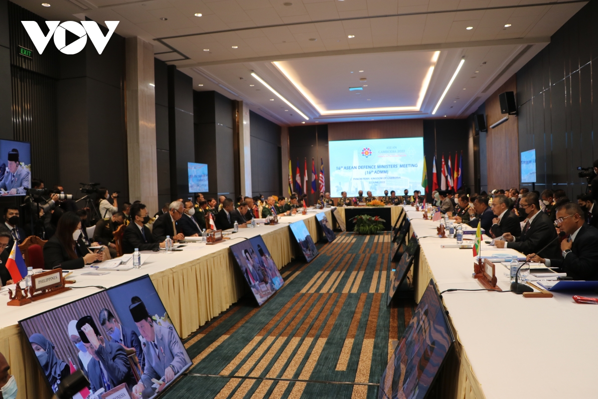 Hội nghị Bộ tưởng Quốc phòng ASEAN thứ 16: Đoàn kết vì một nền an ninh hài hòa