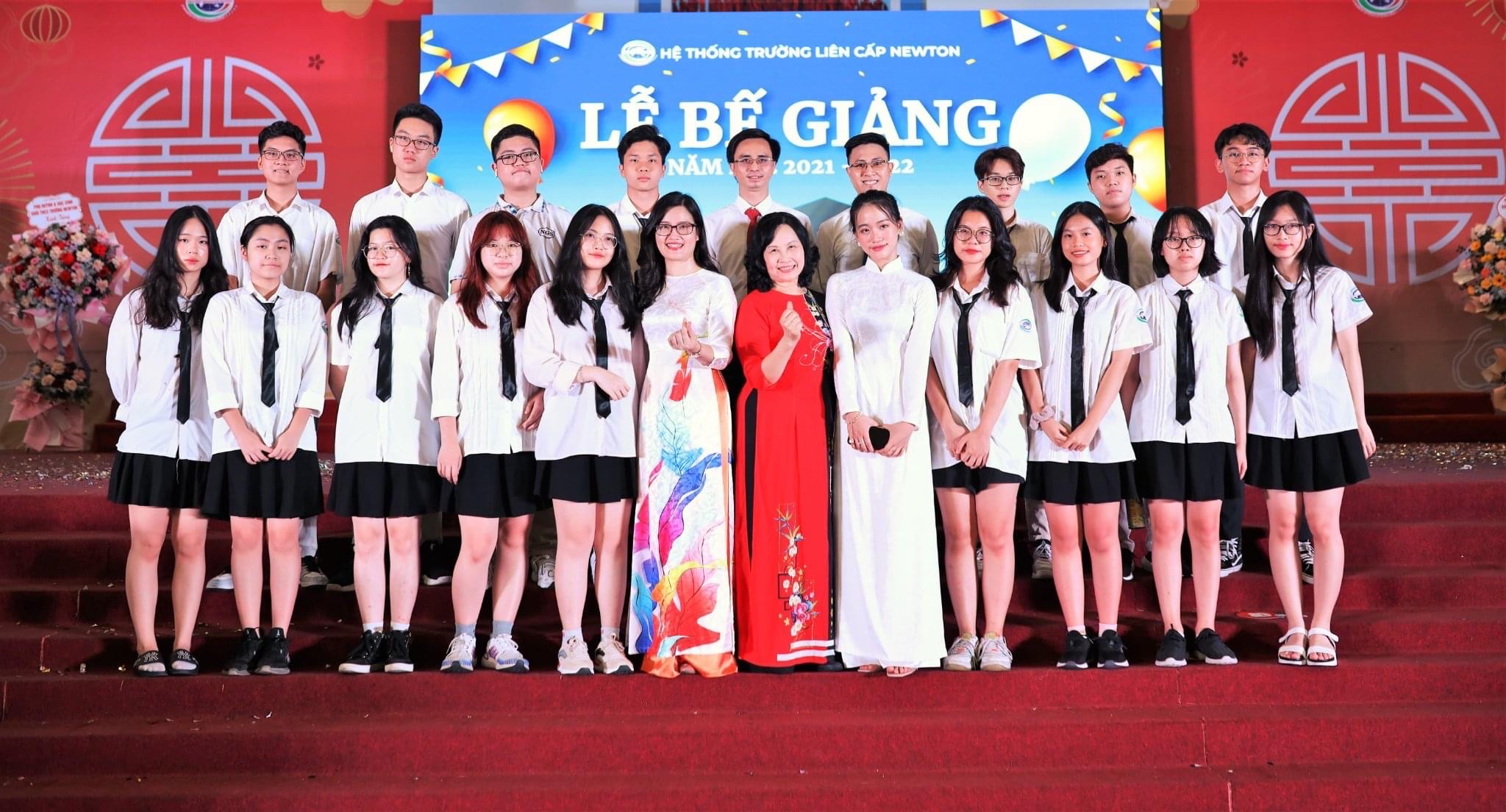"Săn học bổng" của tập thể lớp có nhiều "Chủ tịch" nhất trường
