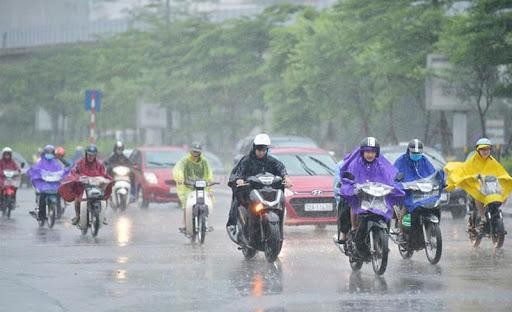 Mưa rào và dông xuất hiện ở nhiều nơi trên cả nước