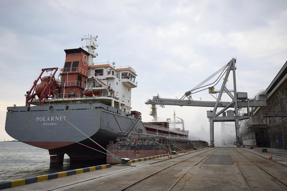 Tàu chở ngũ cốc đầu tiên của Ukraine rời cảng Odesa, xoa dịu khủng hoảng lương thực