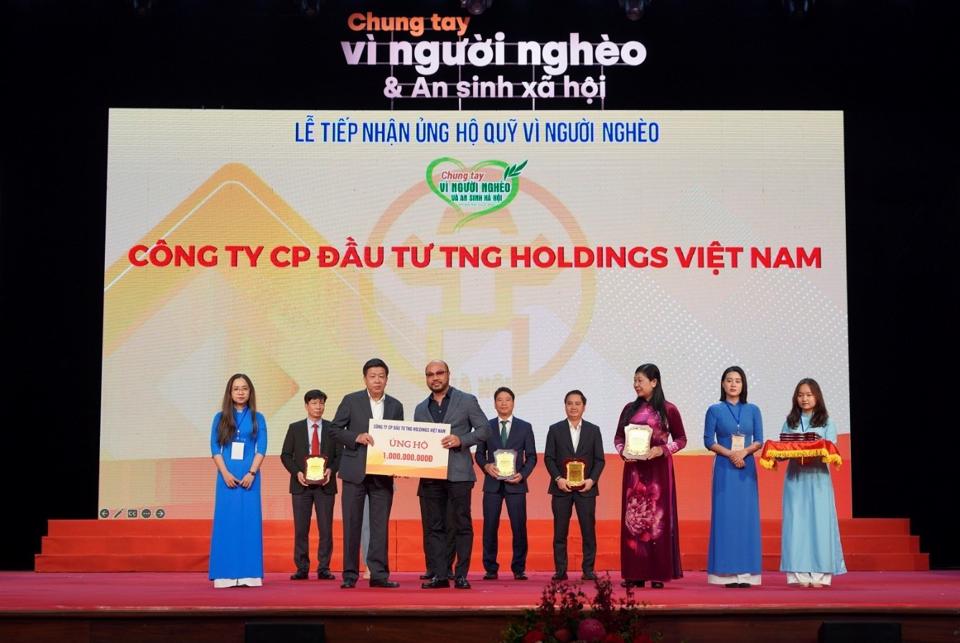 TNG Holdings Vietnam chung tay cùng chính quyền xoá đói, giảm nghèo