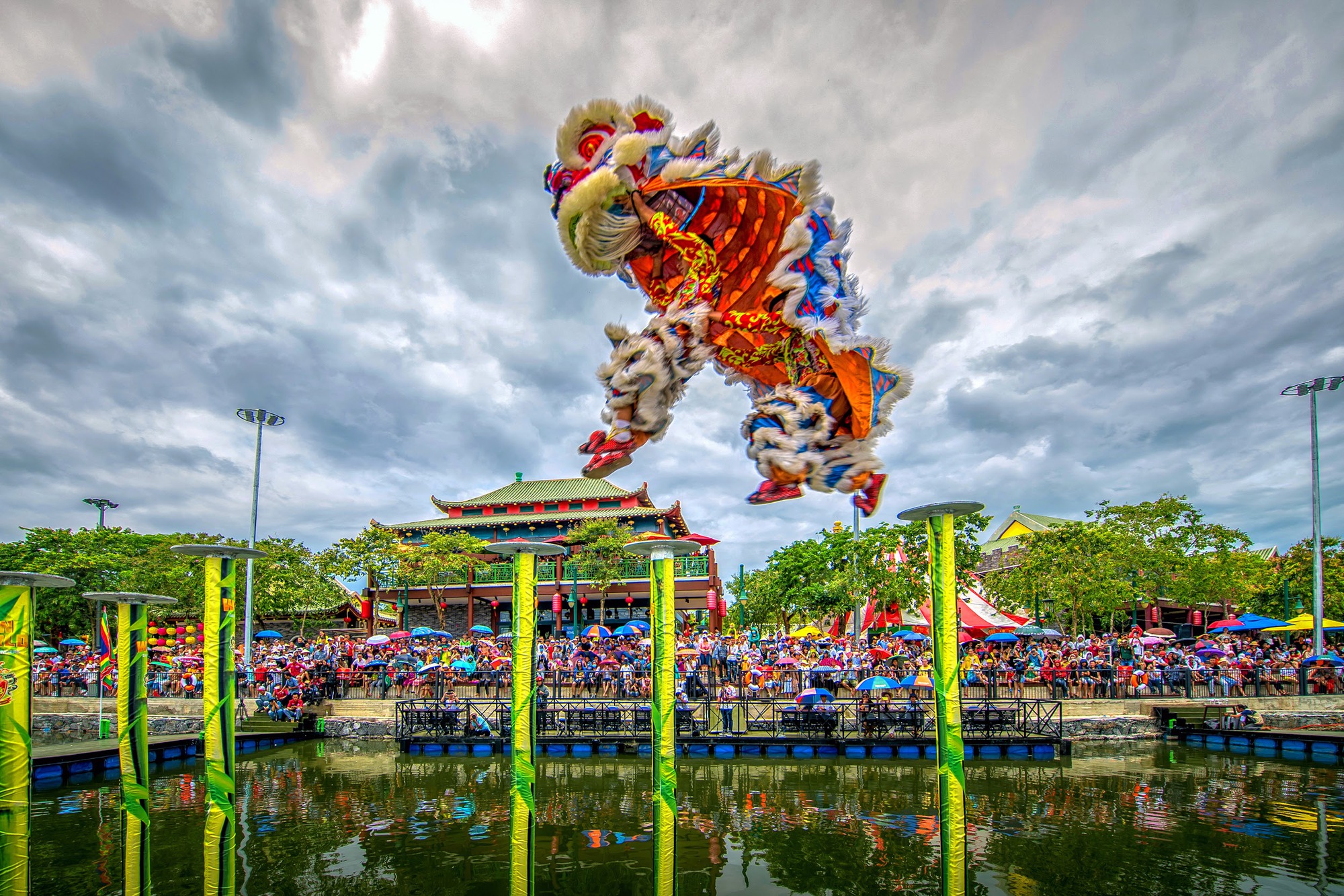 Du ngoạn miền Trung Tết Quý Mão: Bà Nà Hills, Asia Park ngập tràn trải nghiệm mới