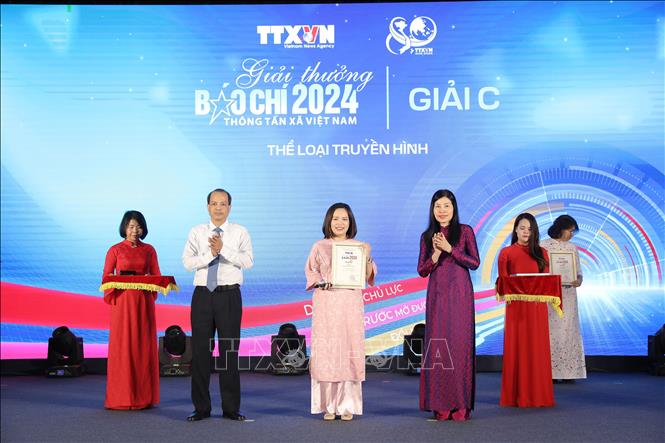Khẳng định vai trò tiên phong của TTXVN - cơ quan báo chí chủ lực đa phương tiện quốc gia